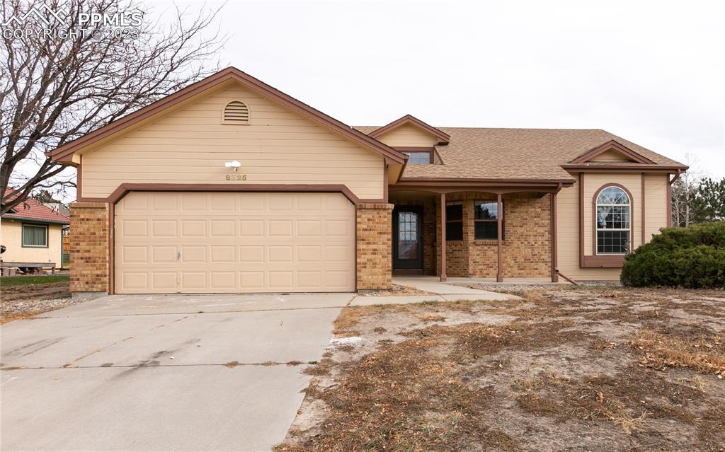 8325 Contrails Dr., Colorado Springs, CO 80920