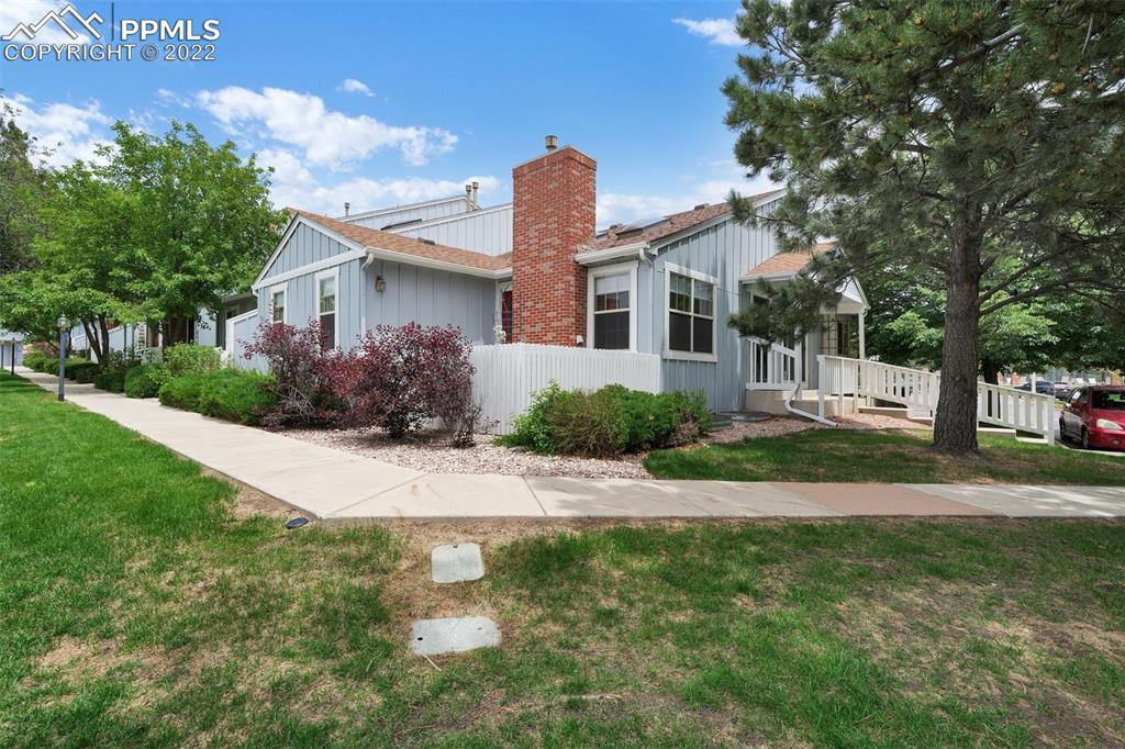 6989 Los Reyes Cir., Colorado Springs, CO 80918