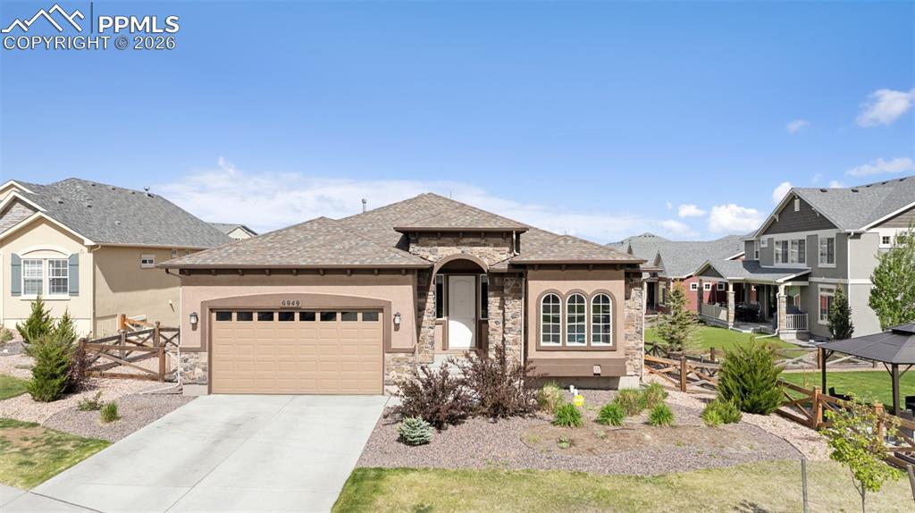 6949 Compass Bend Dr., Colorado Springs, CO 80927