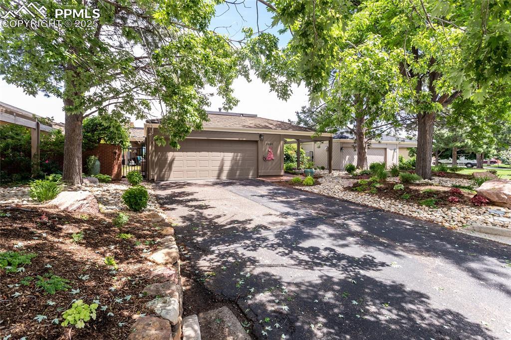 2609 Ashgrove St., Colorado Springs, CO 80906
