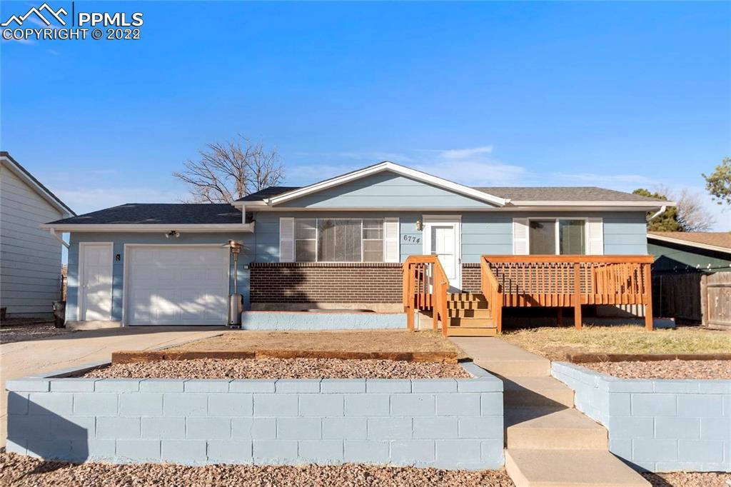 6774 Dale Rd., Colorado Springs, CO 80915