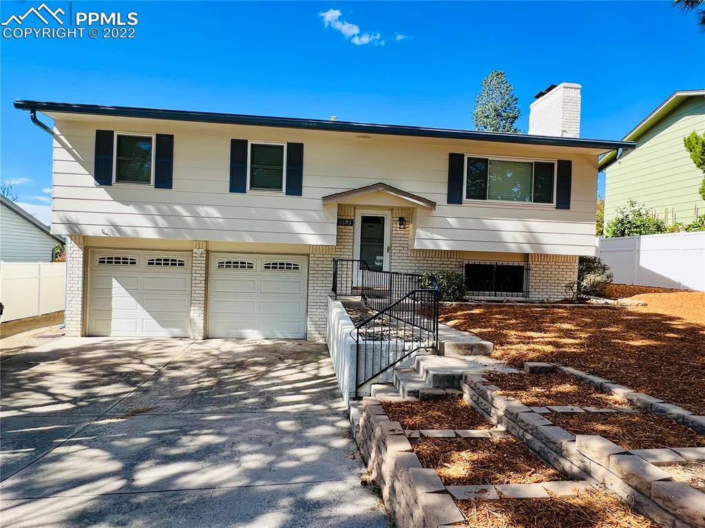 5890 Del Paz Dr., Colorado Springs, CO 80918