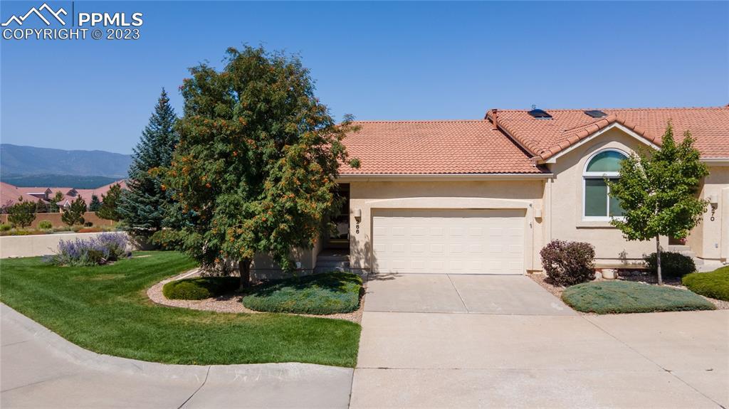 266 Luxury Ln., Colorado Springs, CO 80921