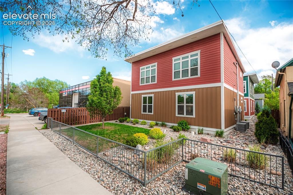 525 E Kiowa St., Colorado Springs, CO 80903