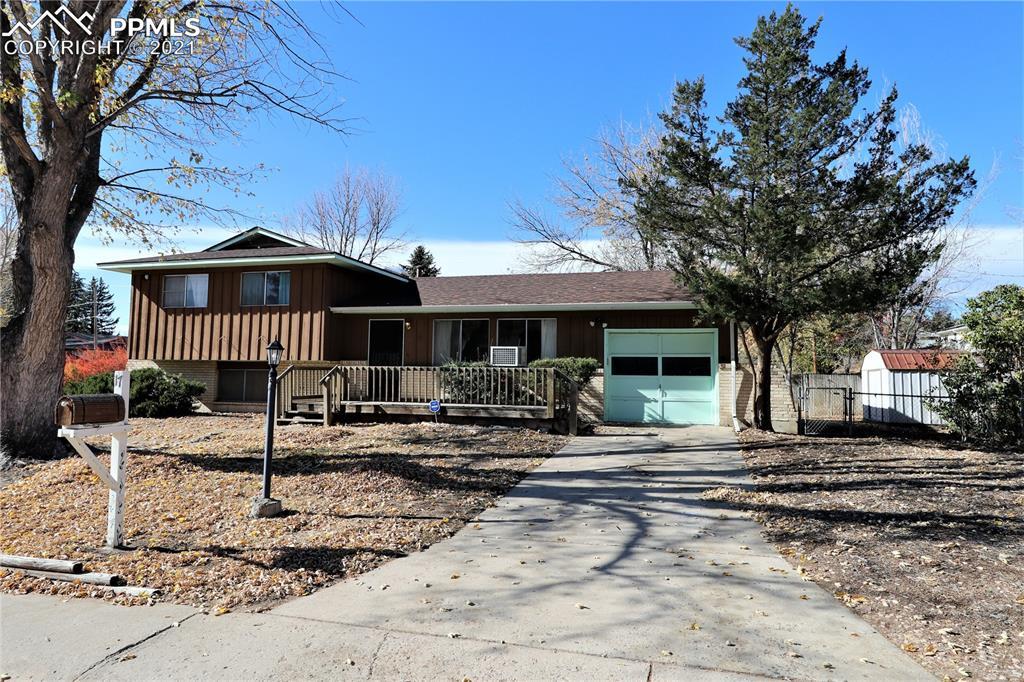 17 Mcburney Blvd., Colorado Springs, CO 80911