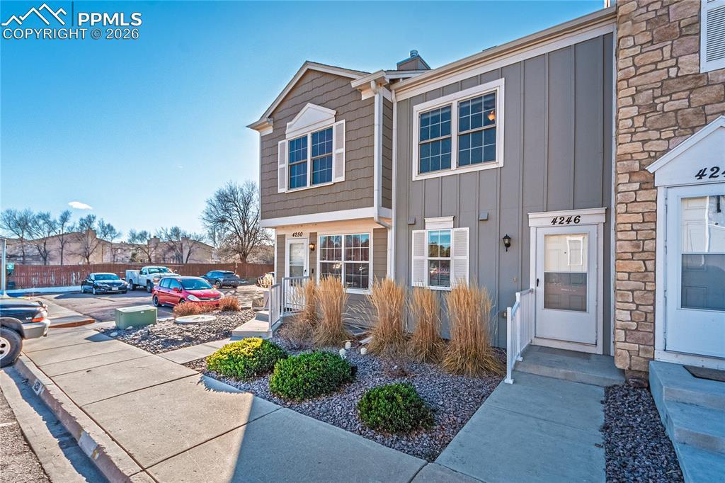 4246 Charleston Dr., Colorado Springs, CO 80916