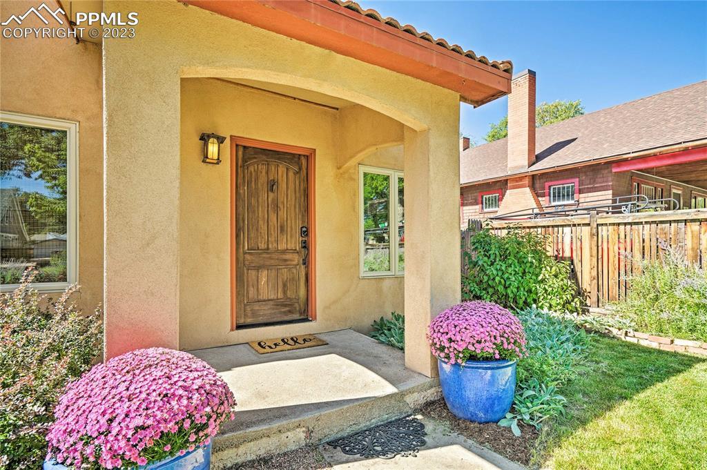 1819 W Pikes Peak Ave., Colorado Springs, CO 80904