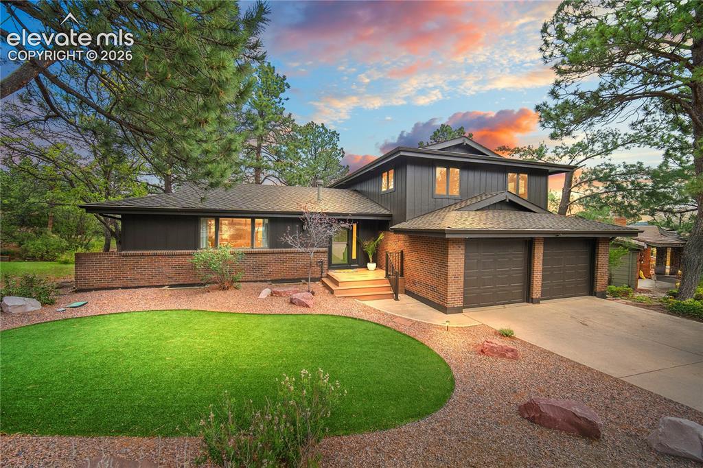 220 Raven Hills Rd., Colorado Springs, CO 80919