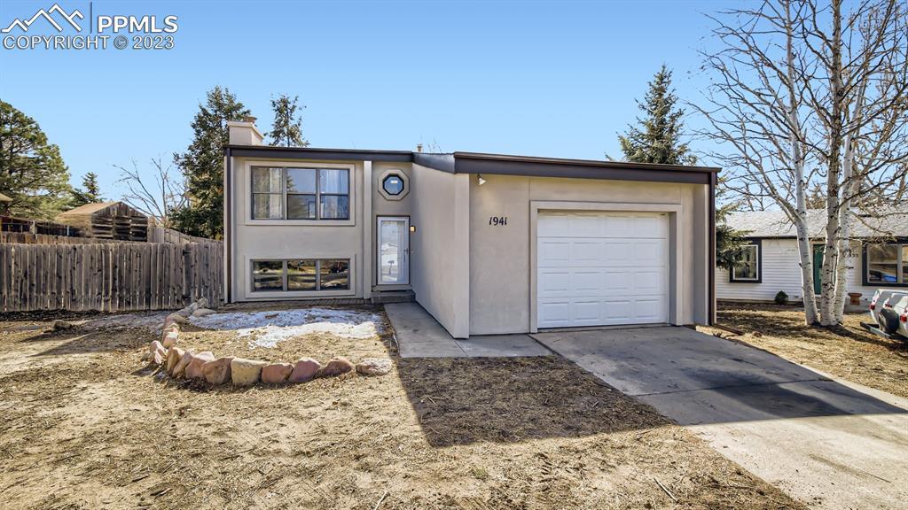 1941 Independence Dr., Colorado Springs, CO 80920