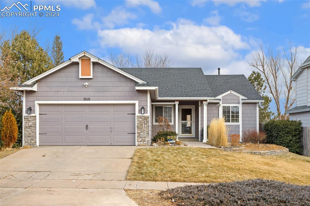 7010 Blazing Trail Dr., Colorado Springs, CO 80922