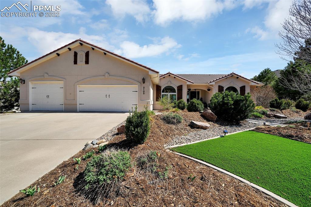 2105 Mulligan Dr., Colorado Springs, CO 80920