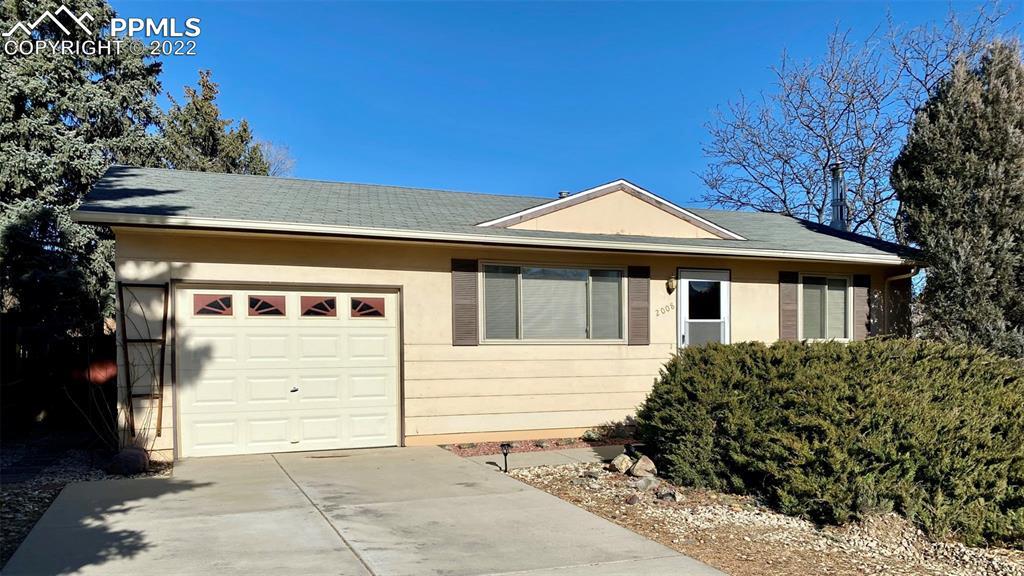 2008 King Ct., Colorado Springs, CO 80904