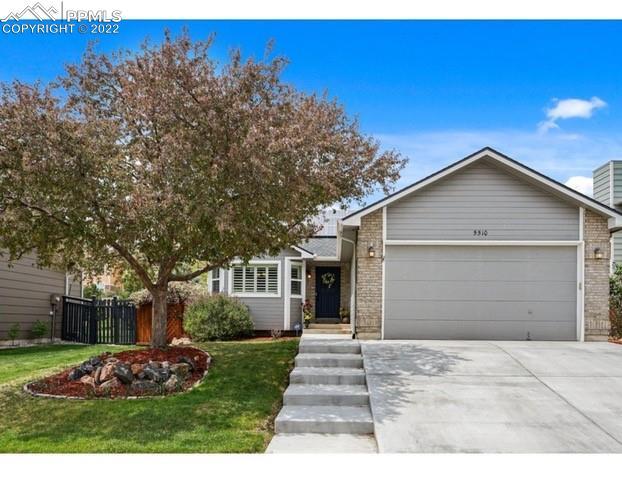 5510 Flag Way, Colorado Springs, CO 80919