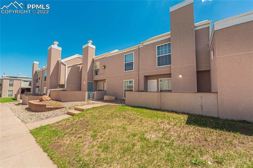 3210 Van Teylingen Dr. #F, Colorado Springs, CO 80917