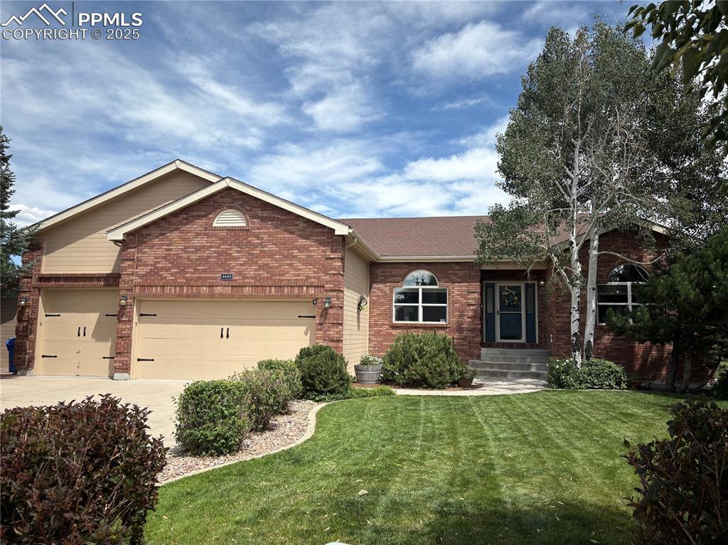 4445 Sable Ridge Ct., Colorado Springs, CO 80918