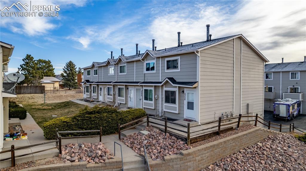 5328 Solar Ridge Dr., Colorado Springs, CO 80917