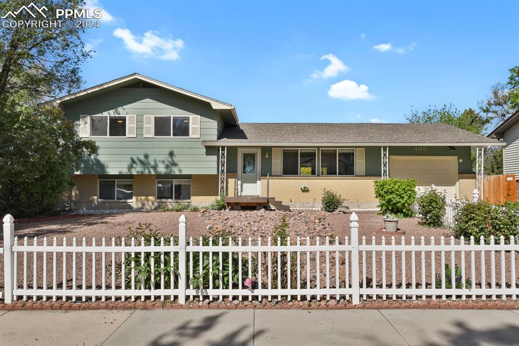 406 Quebec St., Colorado Springs, CO 80911