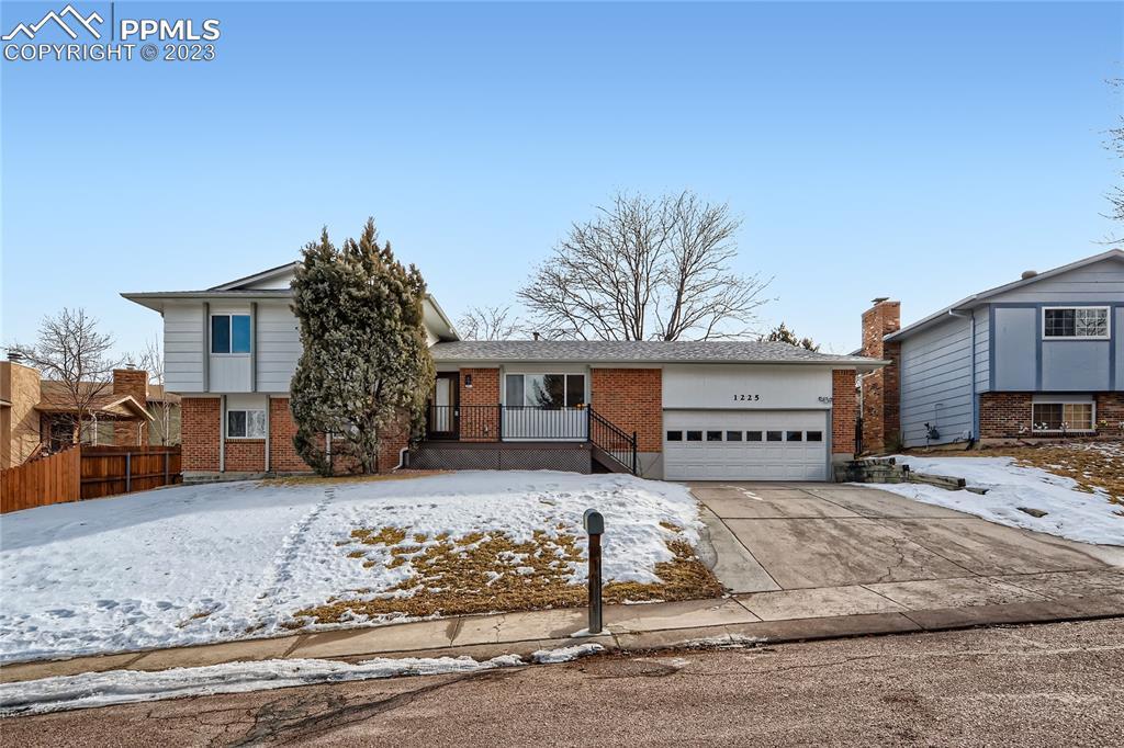 1225 Hans Brinker Ln., Colorado Springs, CO 80907