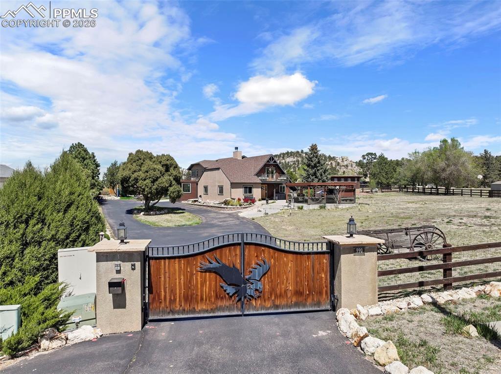 990 Eagle Rock Rd., Colorado Springs, CO 80918