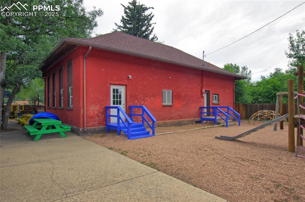 1015 W Cheyenne Rd., Colorado Springs, CO 80906