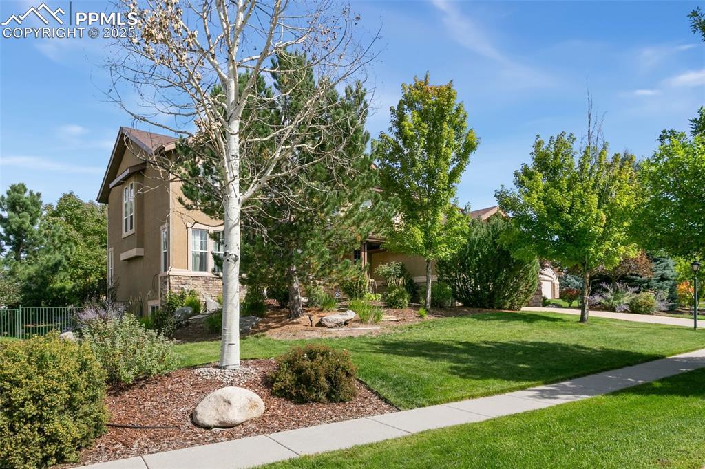 9331 Stoneglen Dr., Colorado Springs, CO 80920