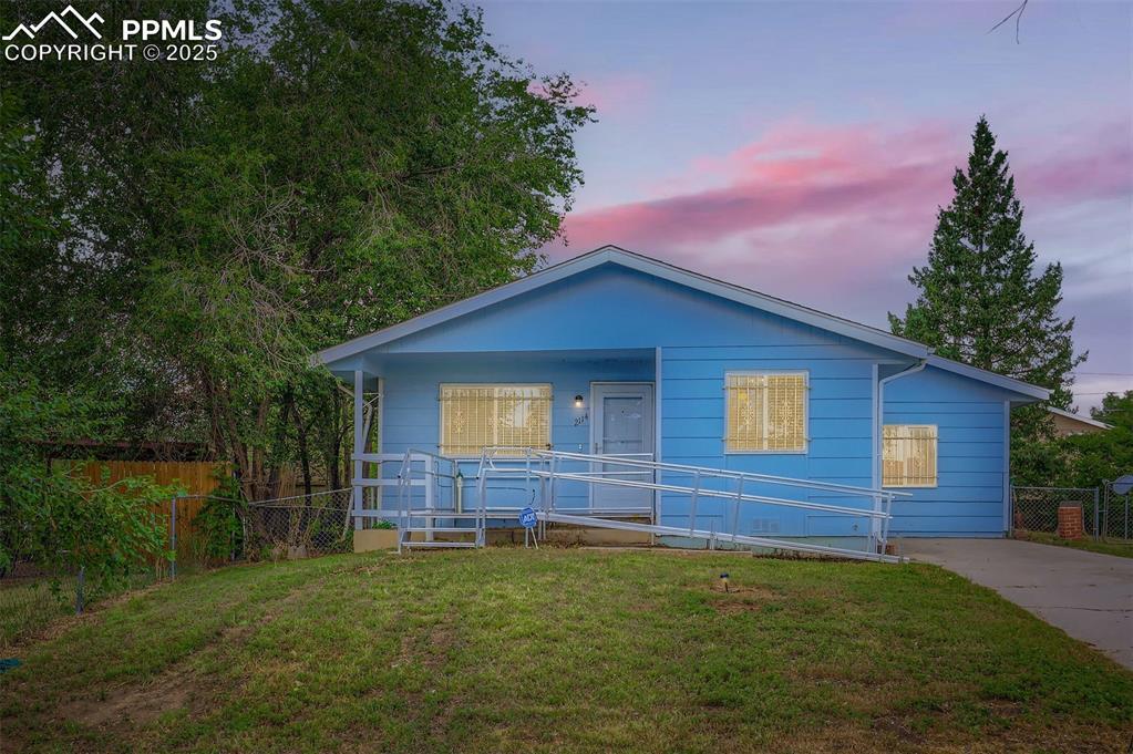 2114 Pepperwood Dr., Colorado Springs, CO 80910