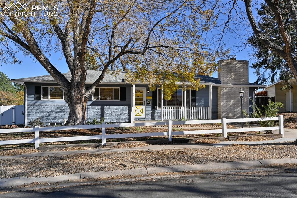 1421 Eagle View Dr., Colorado Springs, CO 80909