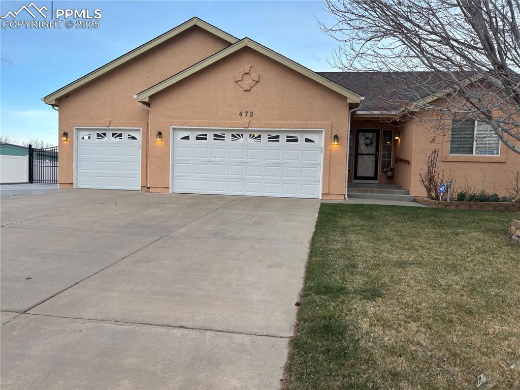 473 W Golfwood Plz., Pueblo, CO 81007