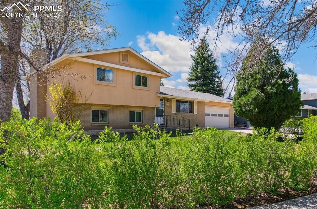 4025 N Carefree Cir., Colorado Springs, CO 80917