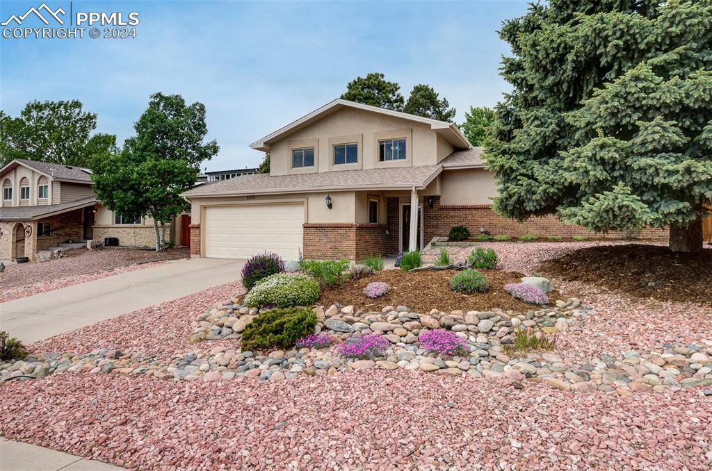 5535 Wagon Master Dr., Colorado Springs, CO 80917