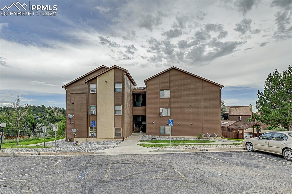6755 Delmonico Dr. #102, Colorado Springs, CO 80919