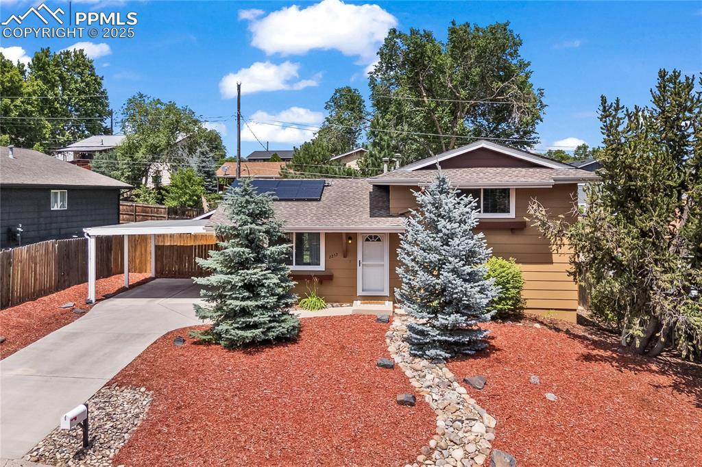 2257 Whitewood Dr., Colorado Springs, CO 80910