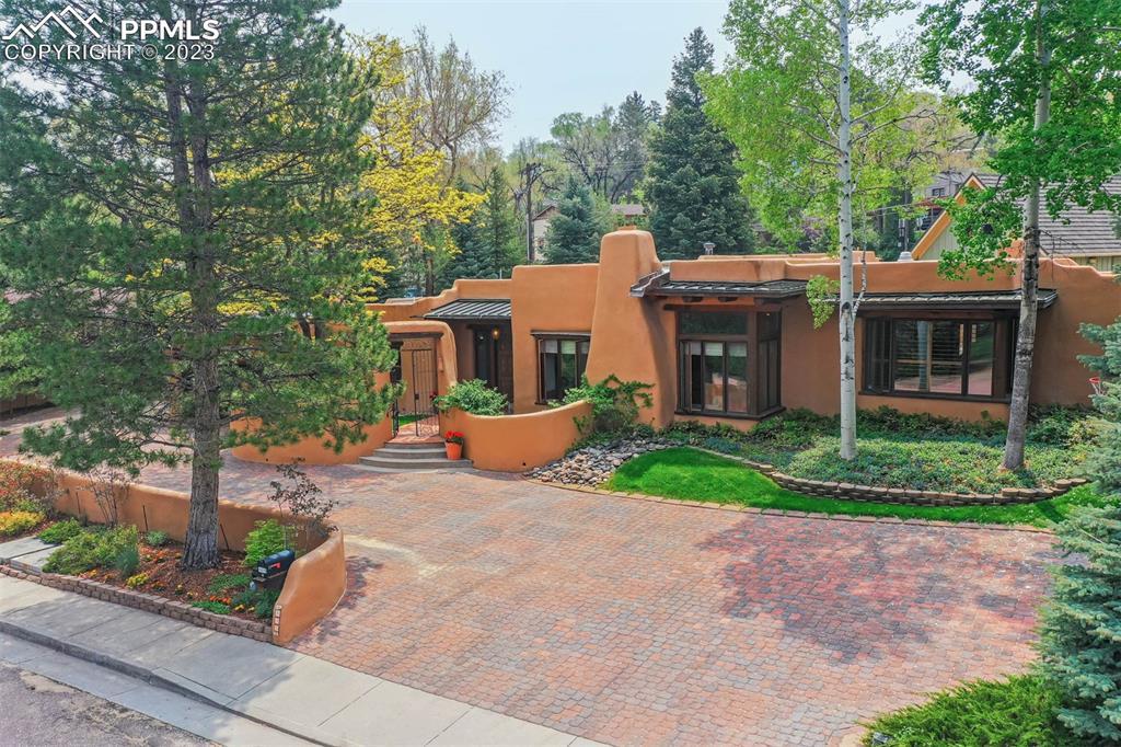 435 Brown Bear Ln., Colorado Springs, CO 80906