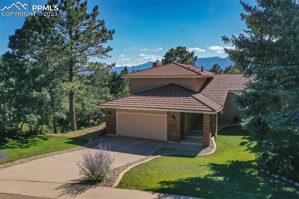 141 Dolomite Dr., Colorado Springs, CO 80919
