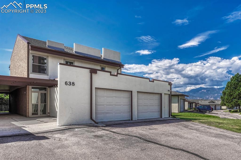 638 Lakewood Cir., Colorado Springs, CO 80910