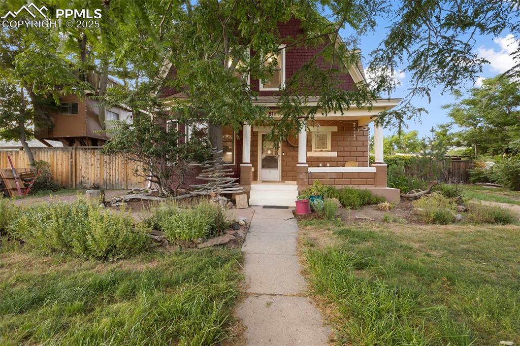 811 Beech Ave., Canon City, CO 81212