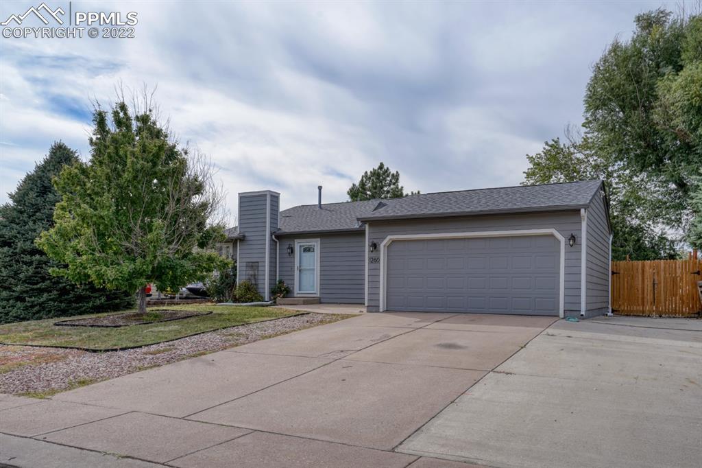 1260 Sandpiper Dr., Colorado Springs, CO 80916