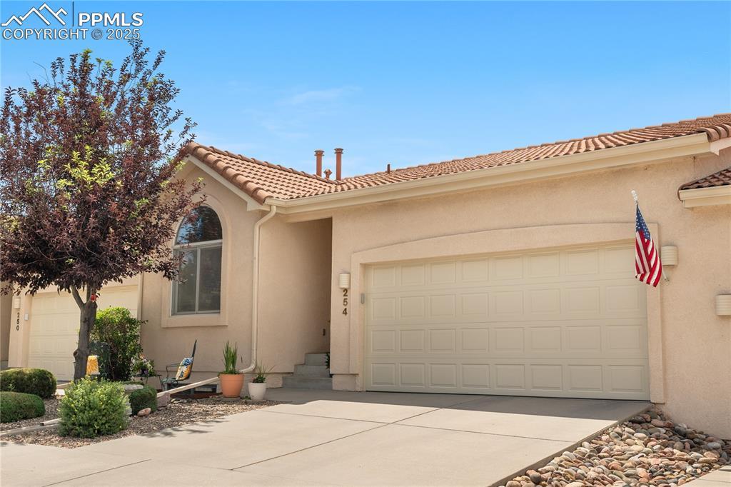 254 Luxury Ln., Colorado Springs, CO 80921