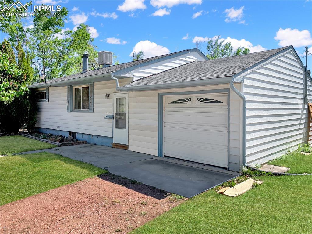 324 Davie Dr., Colorado Springs, CO 80911