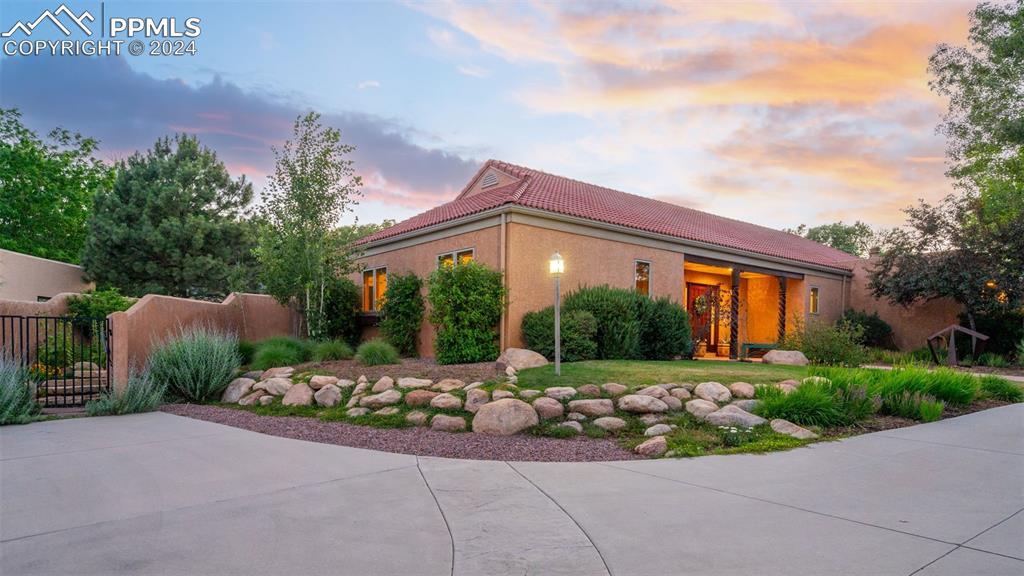 873 Oxford Ln., Colorado Springs, CO 80905