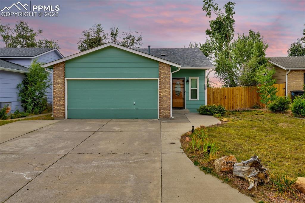 4227 Dooley Way, Colorado Springs, CO 80911