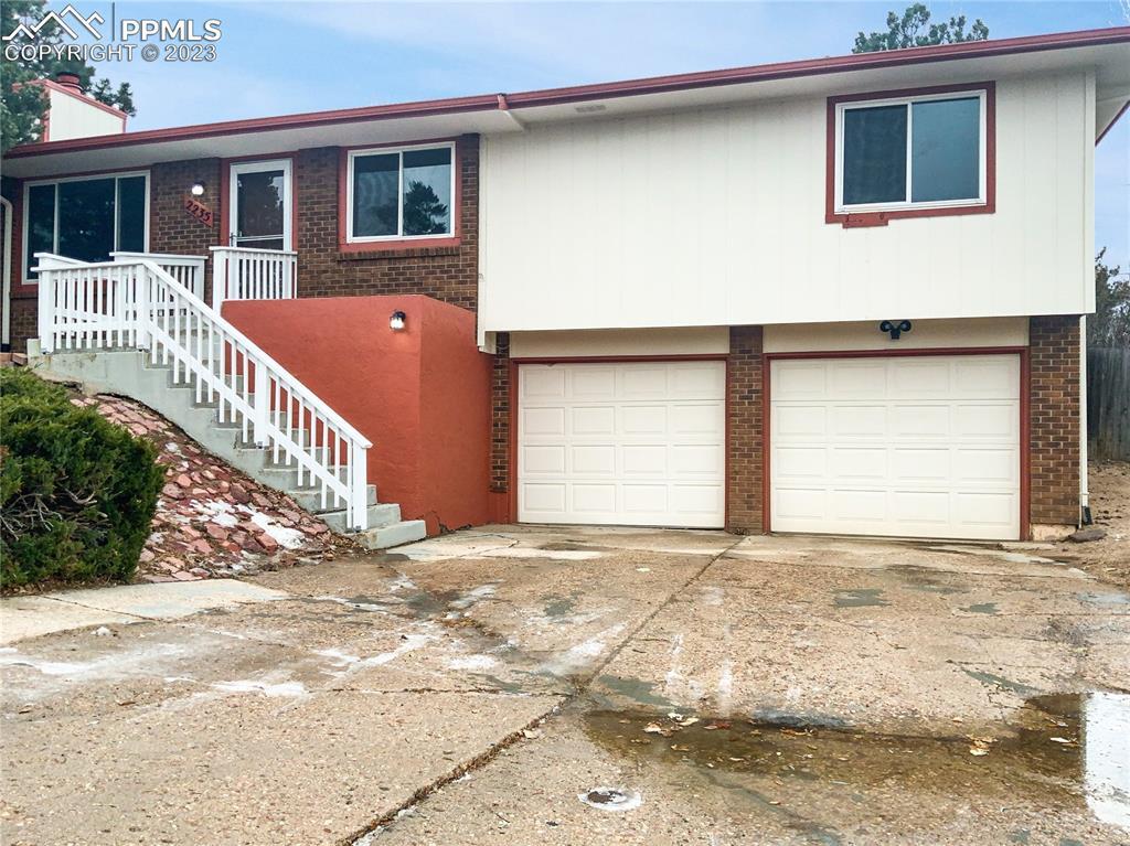 2235 Roundtop Dr., Colorado Springs, CO 80918