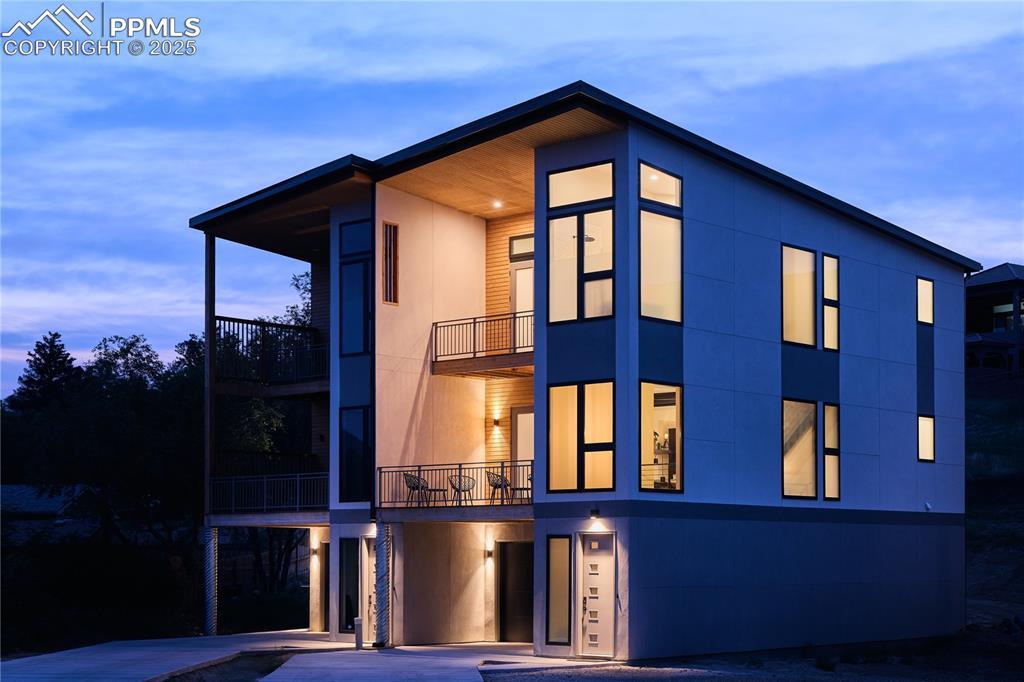 2248 Glenn St., Colorado Springs, CO 80904