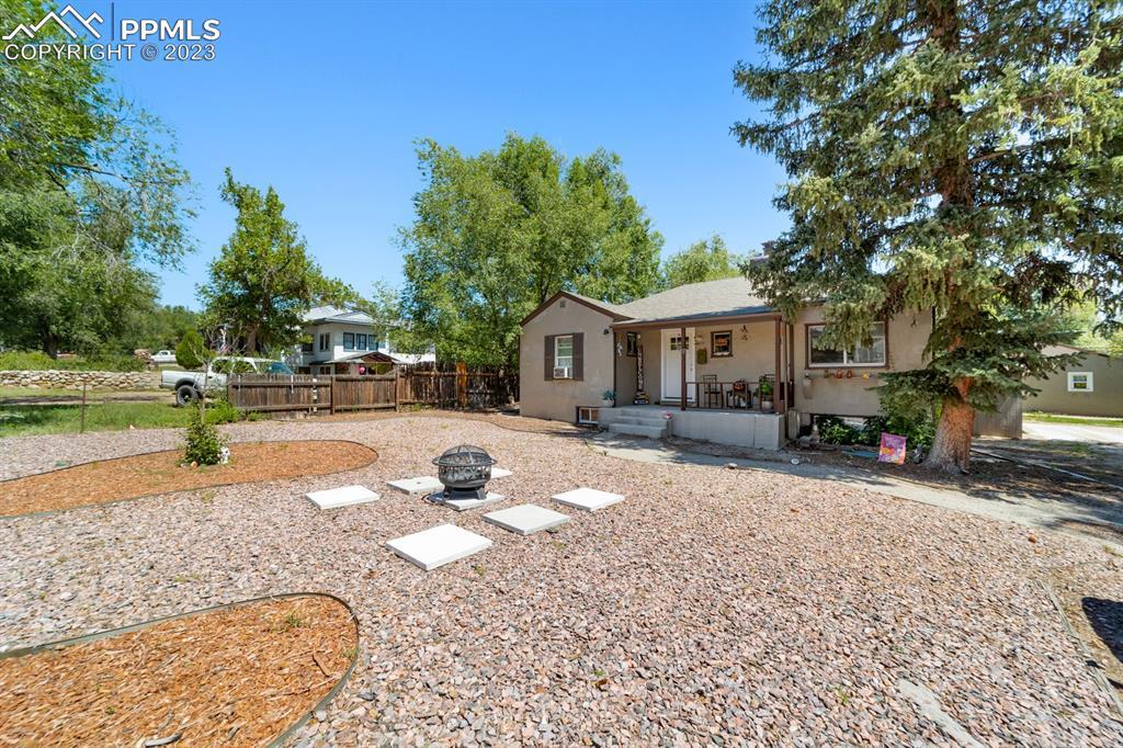 1015 Iowa Ave., Colorado Springs, CO 80909