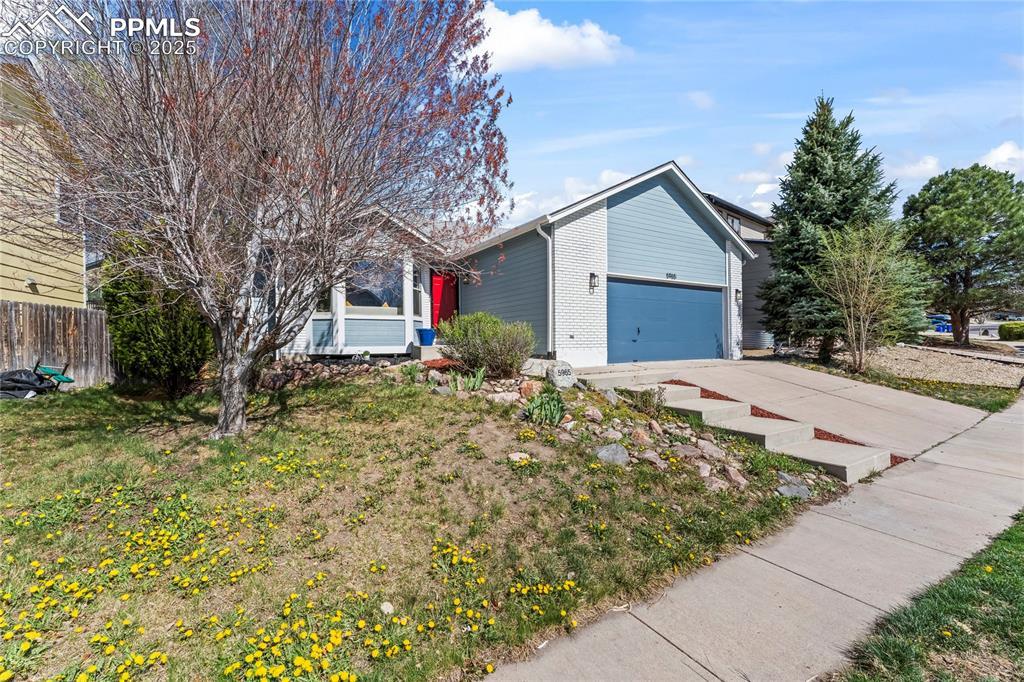 5965 Corinth Dr., Colorado Springs, CO 80923