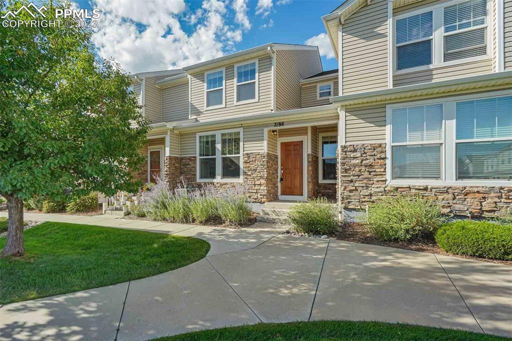 7198 Red Sand Grove, Colorado Springs, CO 80923