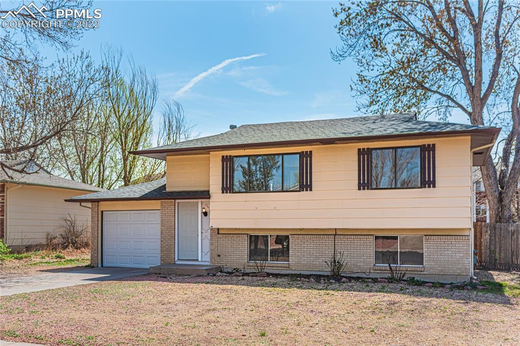 3827 Mesa Grande Dr., Colorado Springs, CO 80918