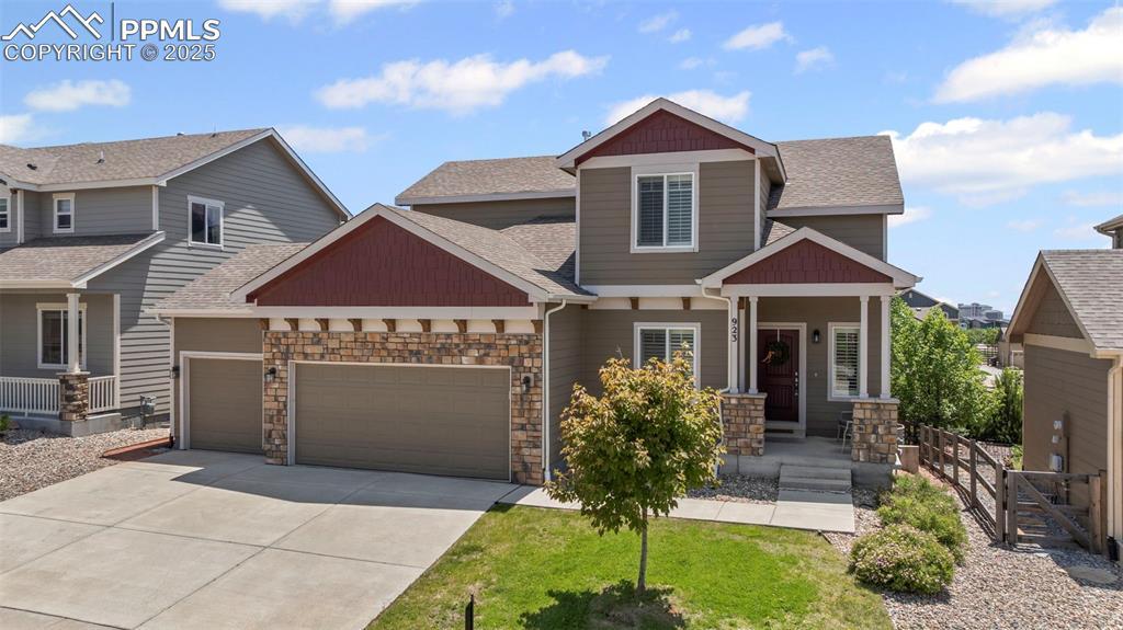 923 Deschutes Dr., Colorado Springs, CO 80921