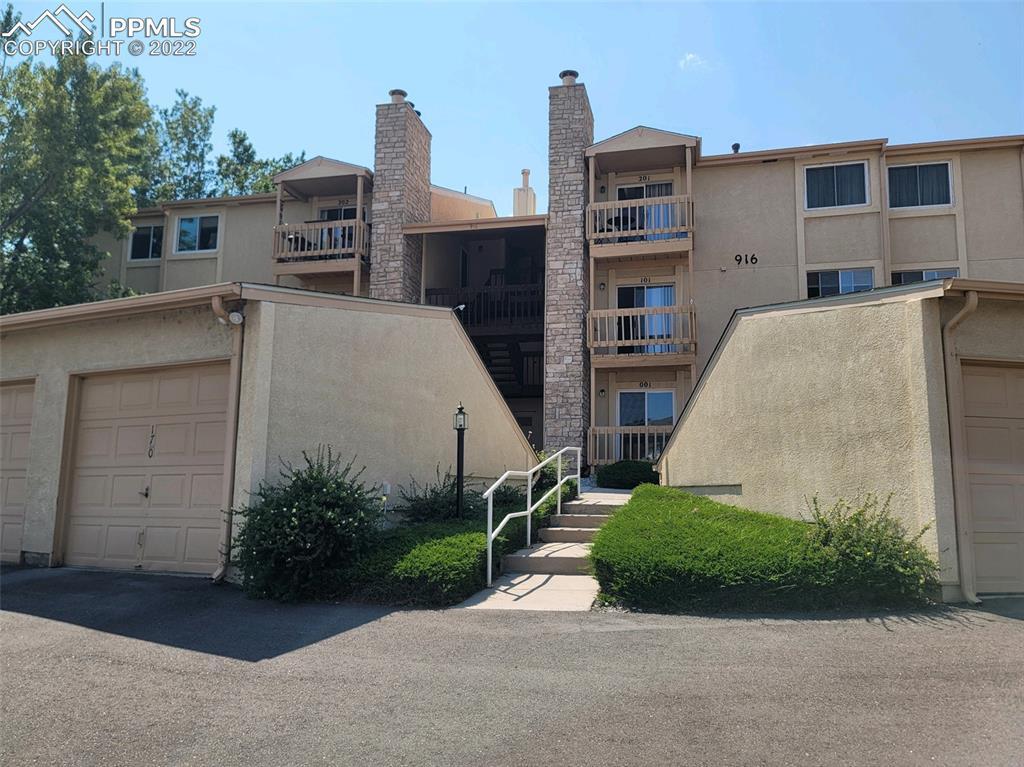 916 Tenderfoot Hill Rd. #201, Colorado Springs, CO 80906