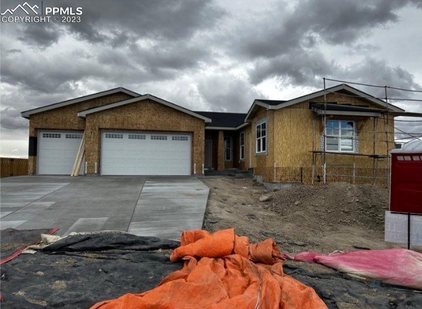 10104 Grand Lawn Cir., Colorado Springs, CO 80924